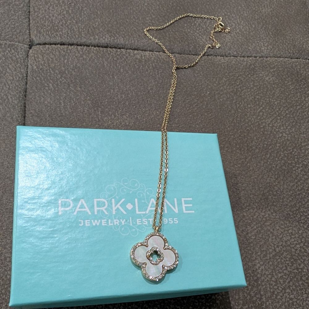 Park Lane Gold Pendant Necklace